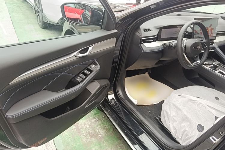 Used Geely Auto Preface 2026 Model Oriental Yao 1.5TD Kunlun Edition Driver Seat