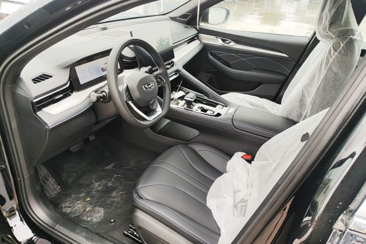 Used Geely Auto Preface 2026 Model Oriental Yao 1.5TD Fuyao Edition Driver Seat