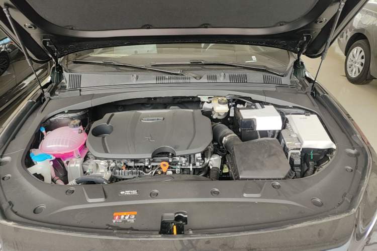 Used Geely Auto Preface 2026 Model Oriental Yao 1.5TD Fuyao Edition Engine Bay