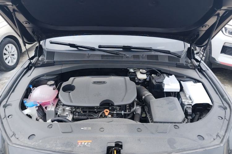 Used Geely Auto Preface 2026 Model Oriental Yao 1.5TD Fuyao Edition Engine Bay