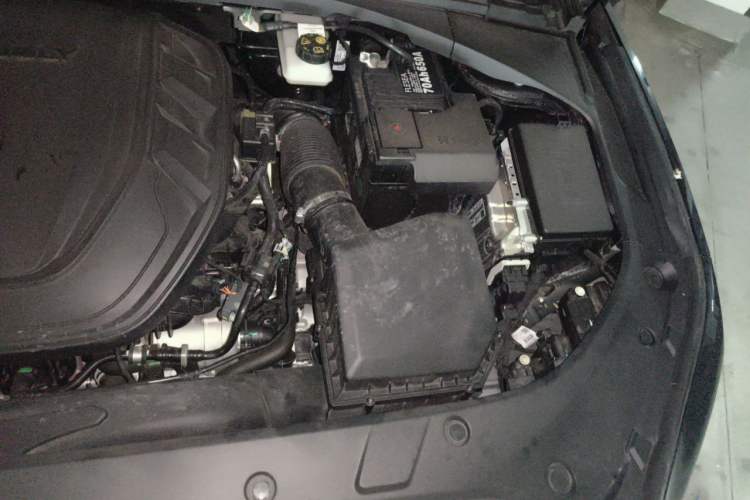 Used Geely Auto Preface 2026 Model Oriental Yao 2.0TD Xiaohan Edition Engine Bay Left