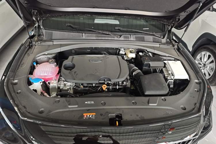 Used Geely Auto Preface 2026 Model Oriental Yao 1.5TD Fuyao Edition Engine Bay