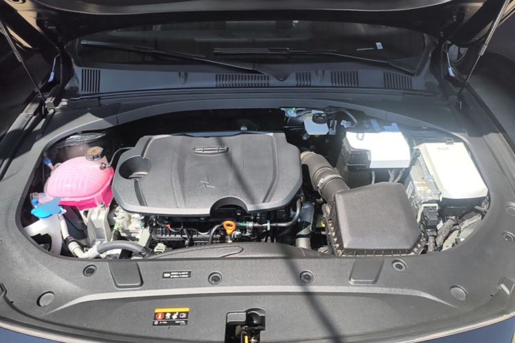 Used Geely Auto Preface 2026 Model Oriental Yao 1.5TD Fuyao Edition Engine Bay