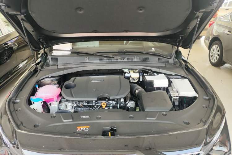 Used Geely Auto Preface 2026 Model Oriental Yao 1.5TD Fuyao Edition Engine Bay