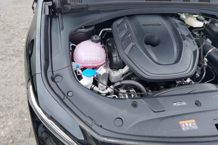 Used Geely Auto Preface 2026 Model Oriental Yao 2.0TD Lanxing Edition Engine Bay Right