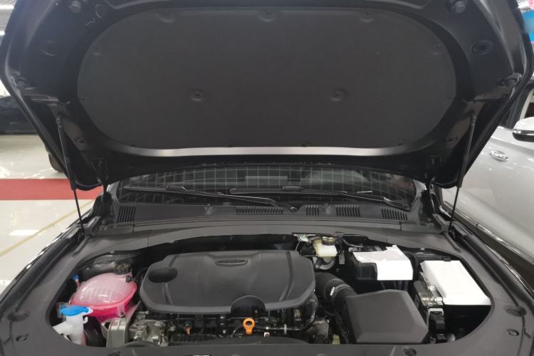 Used Geely Auto Preface 2026 Model Oriental Yao 1.5TD Fuyao Edition Engine Bay