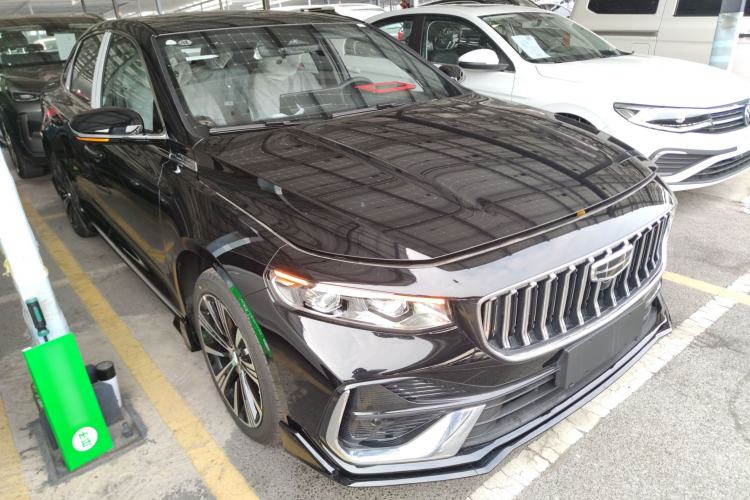 Used Geely Auto Preface 2026 Model Oriental Yao 1.5TD Kunlun Edition Exterior 2