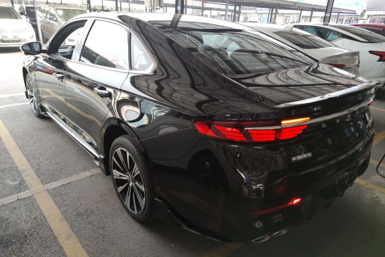 Used Geely Auto Preface 2026 Model Oriental Yao 1.5TD Kunlun Edition Exterior 3