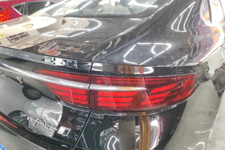 Used Geely Auto Preface 2026 Model Oriental Yao 1.5TD Fuyao Edition Exterior 3