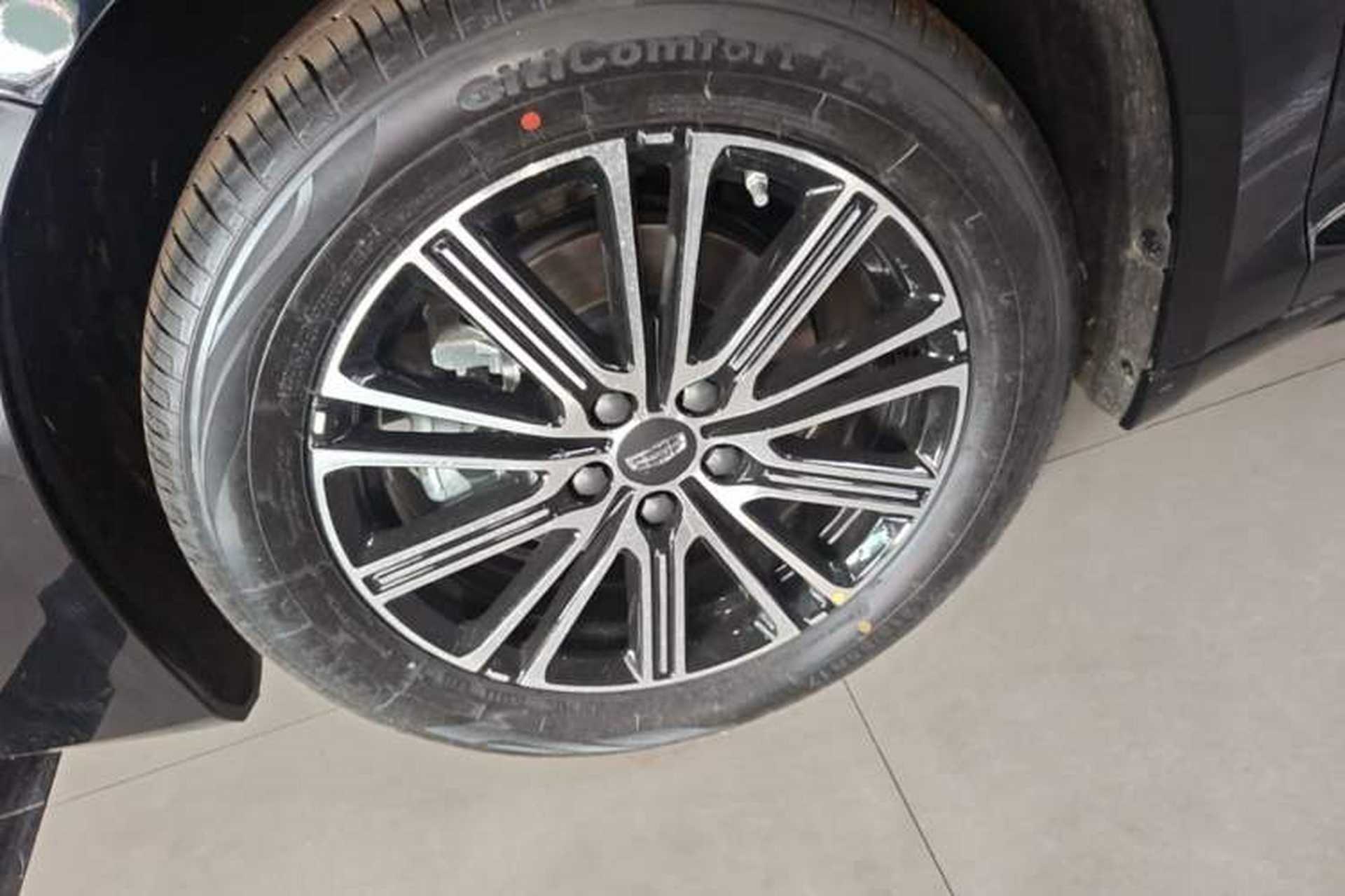 Used Geely Auto Preface 2026 Model Oriental Yao 1.5TD Fuyao Edition Exterior 4