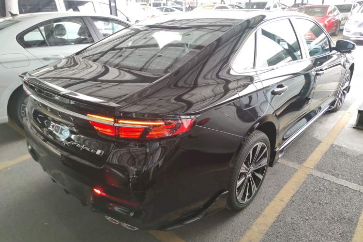 Used Geely Auto Preface 2026 Model Oriental Yao 1.5TD Kunlun Edition Exterior 5