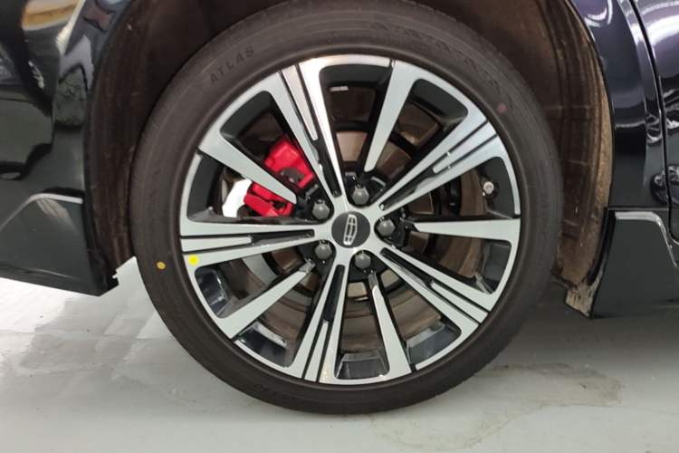 Used Geely Auto Preface 2026 Model Oriental Yao 1.5TD Kunlun Edition Exterior 5