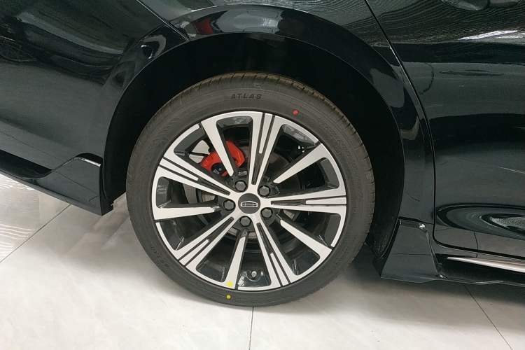 Used Geely Auto Preface 2026 Model Oriental Yao 1.5TD Kunlun Edition Exterior 5