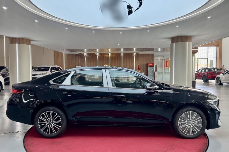 Used Geely Auto Preface 2026 Model Oriental Yao 1.5TD Fuyao Edition Exterior 8