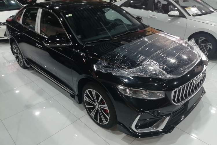 Used Geely Auto Preface 2026 Model Oriental Yao 1.5TD Kunlun Edition Front Right 45 Deg