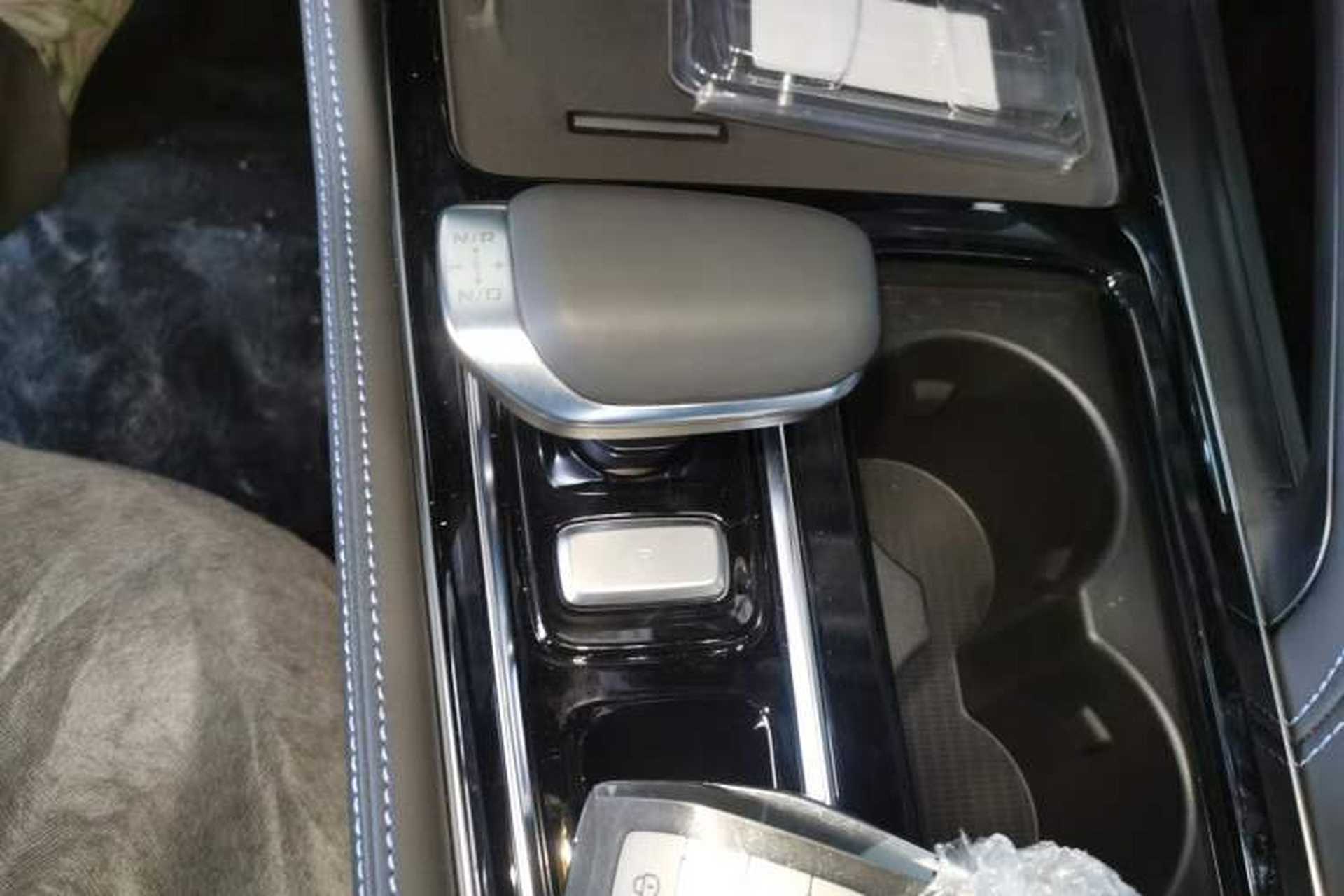 Used Geely Auto Preface 2026 Model Oriental Yao 1.5TD Kunlun Edition Gear Lever