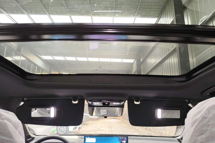 Used Geely Auto Preface 2026 Model Oriental Yao 1.5TD Kunlun Edition Headliner