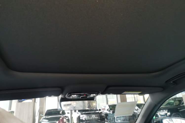 Used Geely Auto Preface 2026 Model Oriental Yao 1.5TD Kunlun Edition Headliner