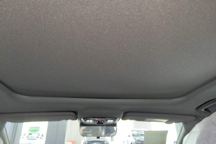 Used Geely Auto Preface 2026 Model Oriental Yao 1.5TD Fuyao Edition Headliner