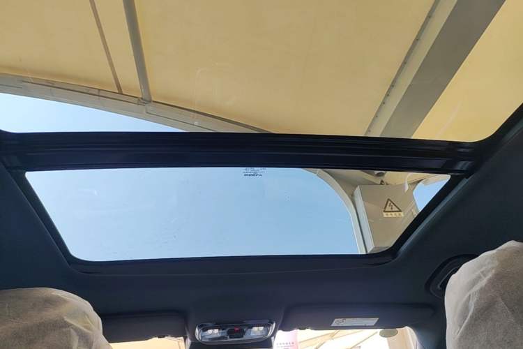 Used Geely Auto Preface 2026 Model Oriental Yao 1.5TD Fuyao Edition Headliner