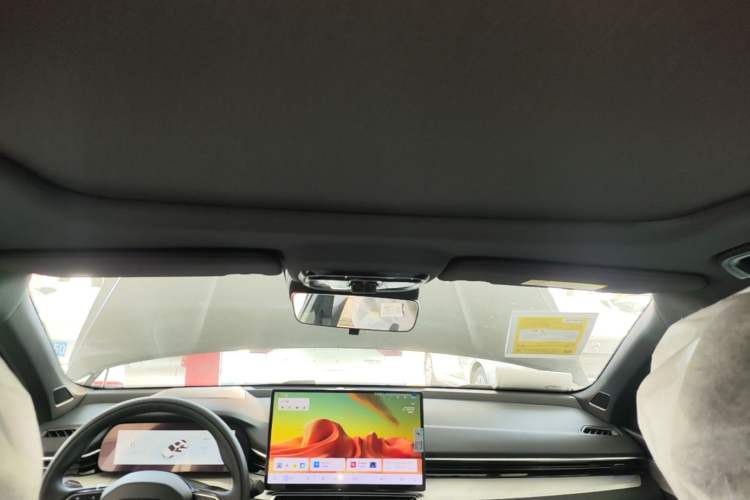 Used Geely Auto Preface 2026 Model Oriental Yao 1.5TD Fuyao Edition Headliner