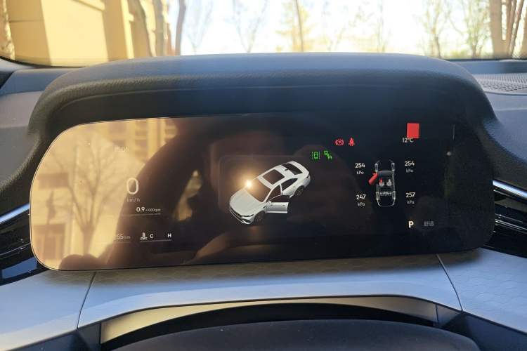 Used Geely Auto Preface 2026 Model Oriental Yao 1.5TD Kunlun Edition Instrument Cluster