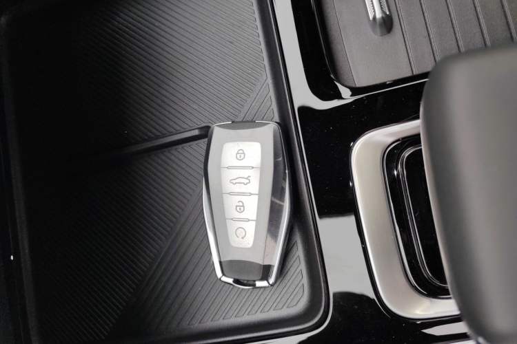 Used Geely Auto Preface 2026 Model Oriental Yao 1.5TD Fuyao Edition Interior 1