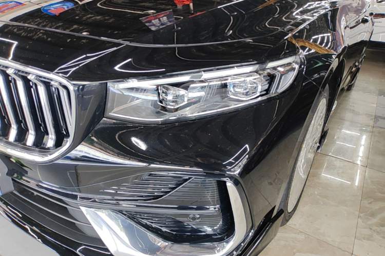 Used Geely Auto Preface 2026 Model Oriental Yao 1.5TD Kunlun Edition Left Front Headlight