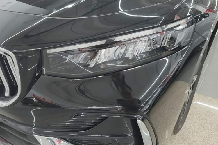 Used Geely Auto Preface 2026 Model Oriental Yao 1.5TD Fuyao Edition Left Front Headlight