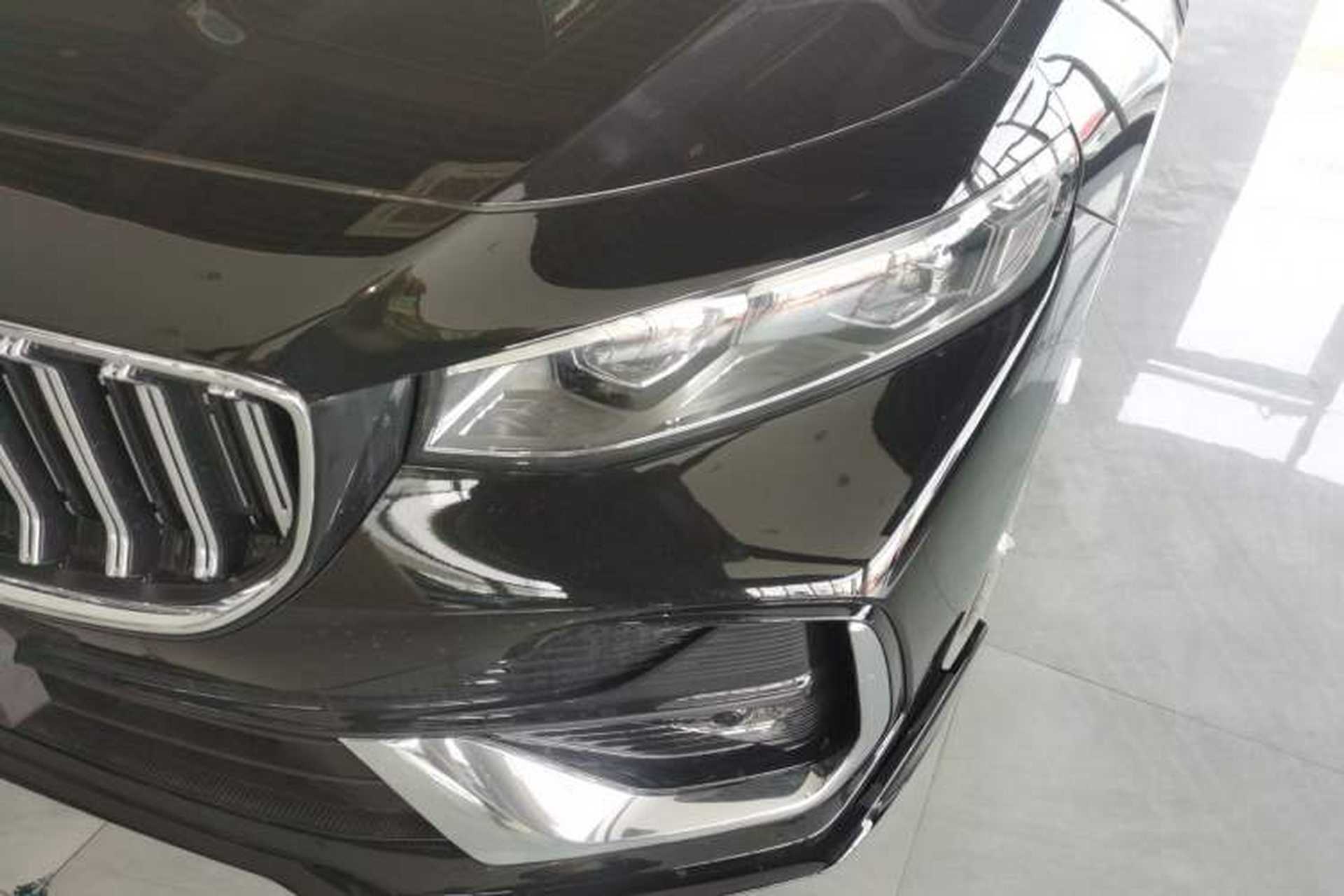 Used Geely Auto Preface 2026 Model Oriental Yao 1.5TD Kunlun Edition Left Front Headlight
