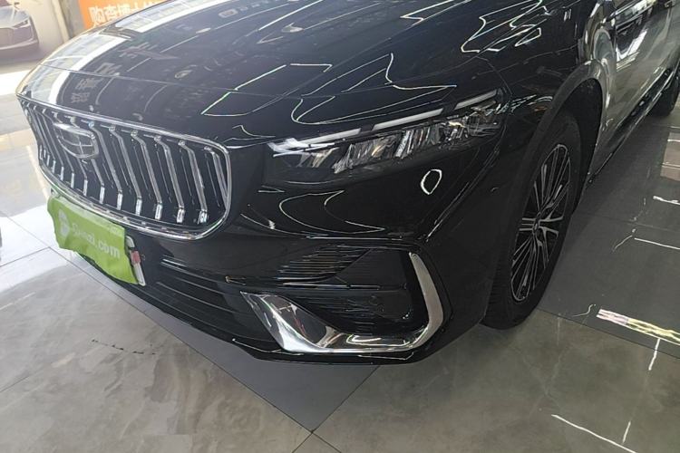 Used Geely Auto Preface 2026 Model Oriental Yao 1.5TD Fuyao Edition Left Front Headlight