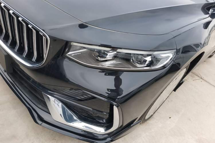 Used Geely Auto Preface 2026 Model Oriental Yao 1.5TD Kunlun Edition Left Front Headlight