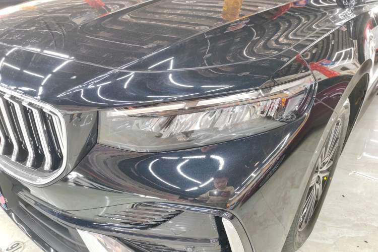 Used Geely Auto Preface 2026 Model Oriental Yao 1.5TD Fuyao Edition Left Front Headlight