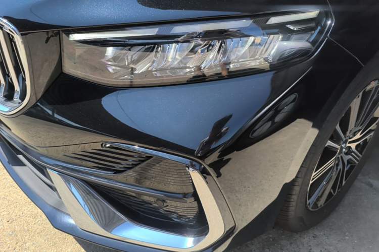 Used Geely Auto Preface 2026 Model Oriental Yao 1.5TD Fuyao Edition Left Front Headlight