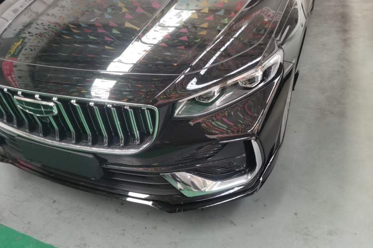 Used Geely Auto Preface 2026 Model Oriental Yao 1.5TD Kunlun Edition Left Front Headlight