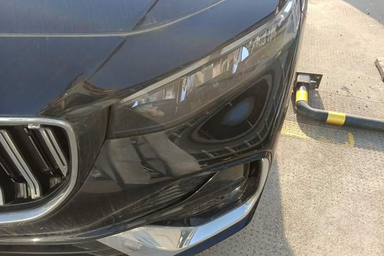 Used Geely Auto Preface 2026 Model Oriental Yao 1.5TD Fuyao Edition Left Front Headlight