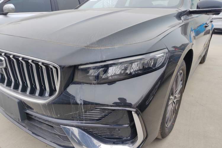 Used Geely Auto Preface 2026 Model Oriental Yao 1.5TD Fuyao Edition Left Front Headlight