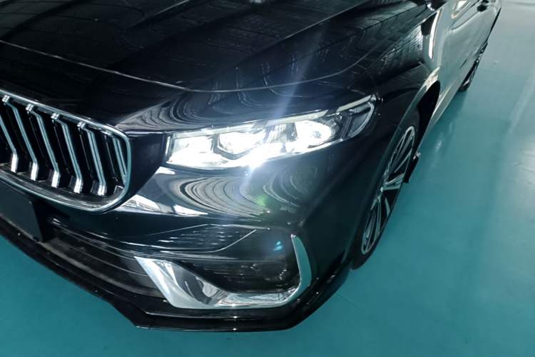 Used Geely Auto Preface 2026 Model Oriental Yao 1.5TD Kunlun Edition Left Front Headlight