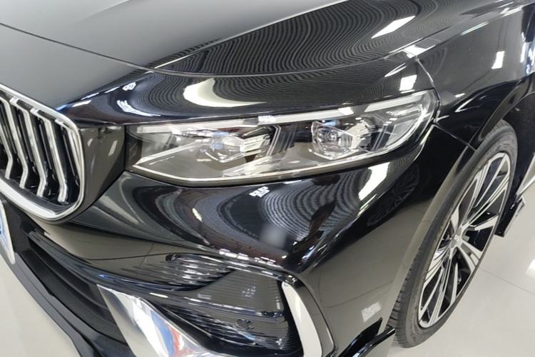 Used Geely Auto Preface 2026 Model Oriental Yao 1.5TD Kunlun Edition Left Front Headlight