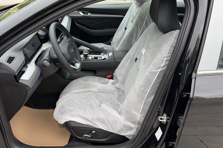 Used Geely Auto Preface 2026 Model Oriental Yao 1.5TD Fuyao Edition Left Front Seat