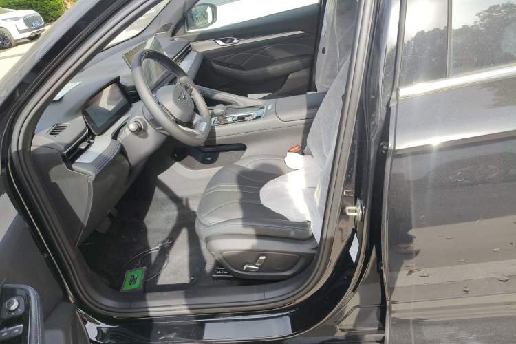 Used Geely Auto Preface 2026 Model Oriental Yao 1.5TD Fuyao Edition Left Front Seat