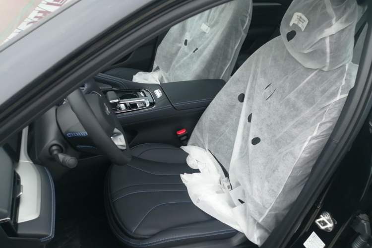 Used Geely Auto Preface 2026 Model Oriental Yao 1.5TD Kunlun Edition Left Front Seat