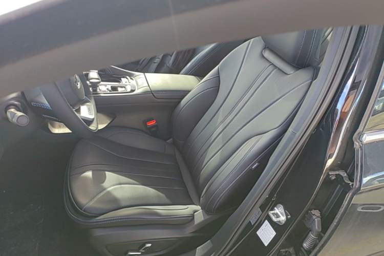 Used Geely Auto Preface 2026 Model Oriental Yao 1.5TD Fuyao Edition Left Front Seat