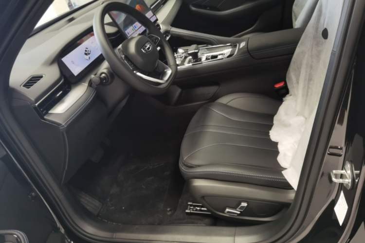 Used Geely Auto Preface 2026 Model Oriental Yao 1.5TD Fuyao Edition Left Front Seat