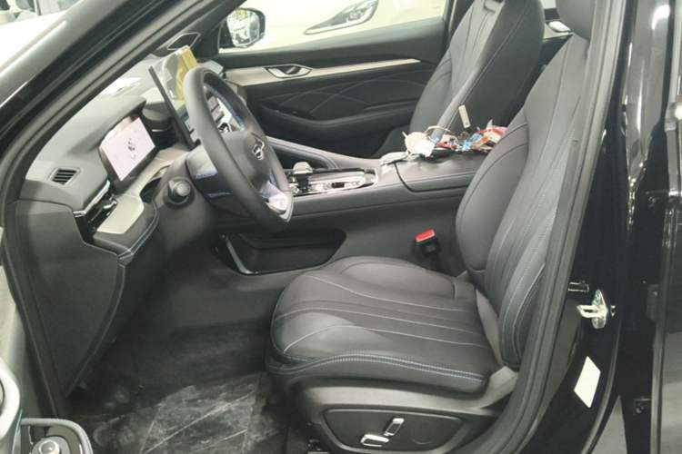 Used Geely Auto Preface 2026 Model Oriental Yao 1.5TD Kunlun Edition Left Front Seat