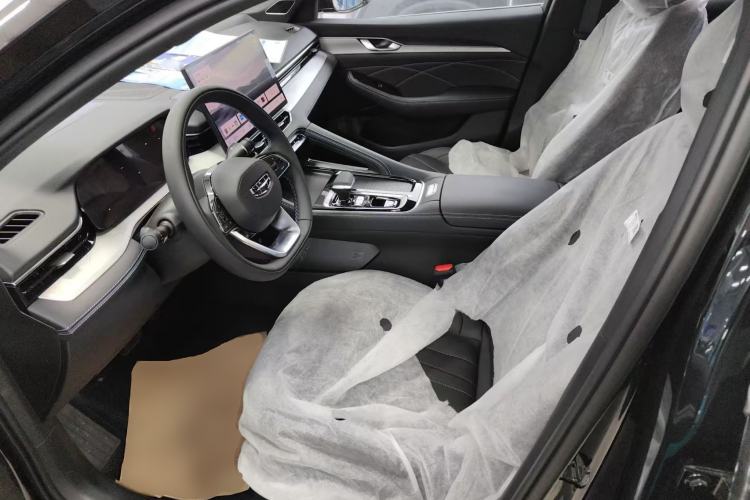 Used Geely Auto Preface 2026 Model Oriental Yao 1.5TD Fuyao Edition Left Front Seat