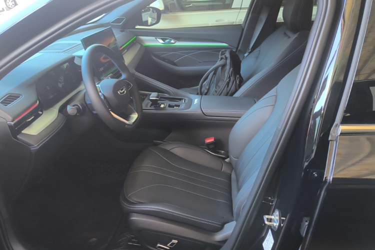Used Geely Auto Preface 2026 Model Oriental Yao 1.5TD Fuyao Edition Left Front Seat
