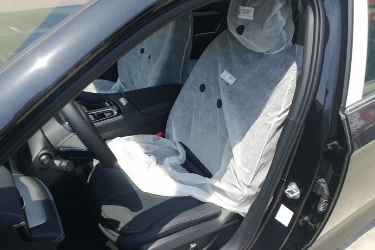 Used Geely Auto Preface 2026 Model Oriental Yao 1.5TD Fuyao Edition Left Front Seat
