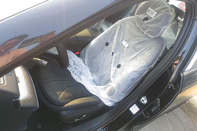 Used Geely Auto Preface 2026 Model Oriental Yao 1.5TD Fuyao Edition Left Front Seat