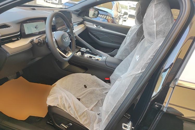 Used Geely Auto Preface 2026 Model Oriental Yao 1.5TD Fuyao Edition Left Front Seat